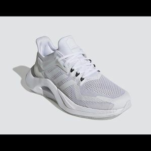 adidas Women’s Alphatorsion 2.0 Running Shoe